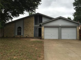 520 Sunstone Dr, Irving, TX 75060