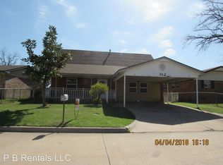 312 NW 62nd St, Lawton, OK 73505