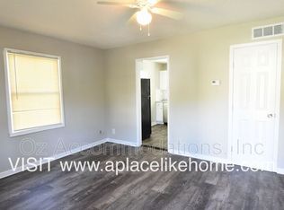 9531 Charlotte St, Kansas City, MO 64131