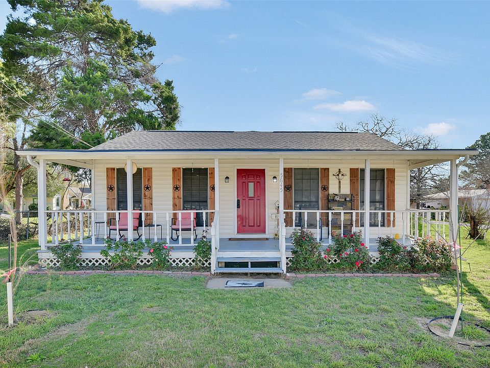 1st image of 5645 Banks Rd