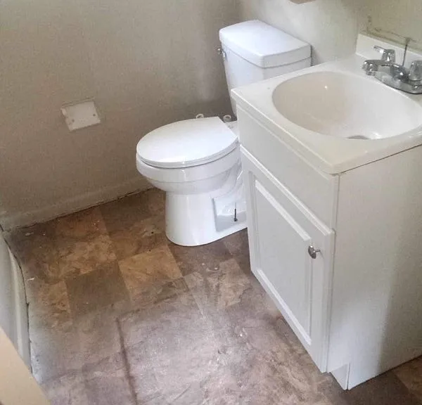 1048 Winn St #1 — Photo 2