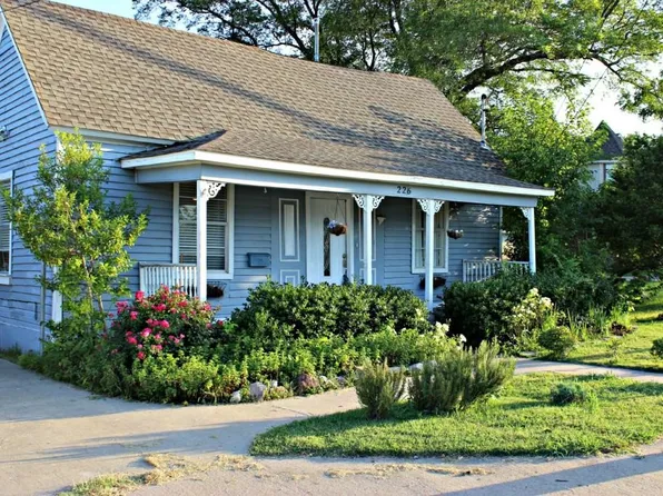 226 Elm St, McKinney, TX 75069