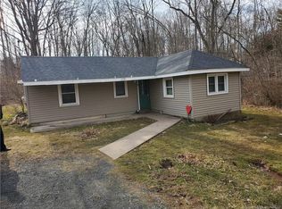 8 Dunn Hill Rd, Durham, CT 06422