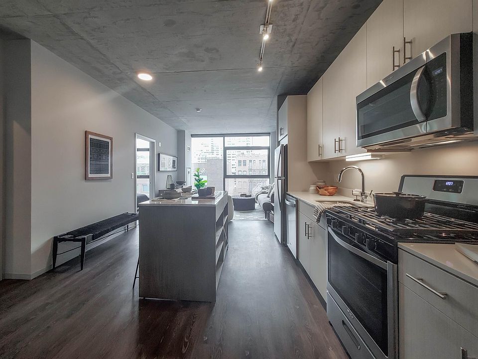 1st image of 714 S Clark St #1112