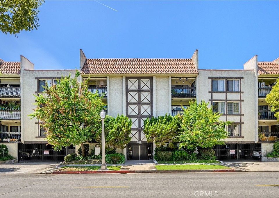 1st image of 515 N Jackson St APT 206