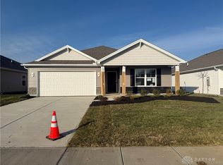 209 Lightfoot Ct, New Carlisle, OH 45344