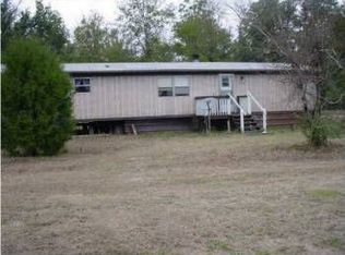 8528 Honeybee Ln, Milton, FL 32583