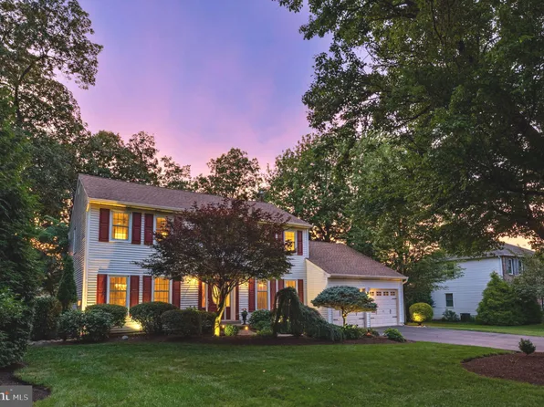 103 Gwynmont Cir, North Wales, PA 19454