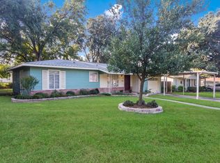 522 Williamsburg Pl, San Antonio, TX 78201