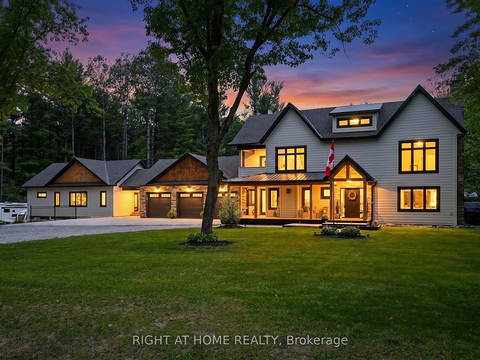 1st image of 16 Woodland Heights Dr