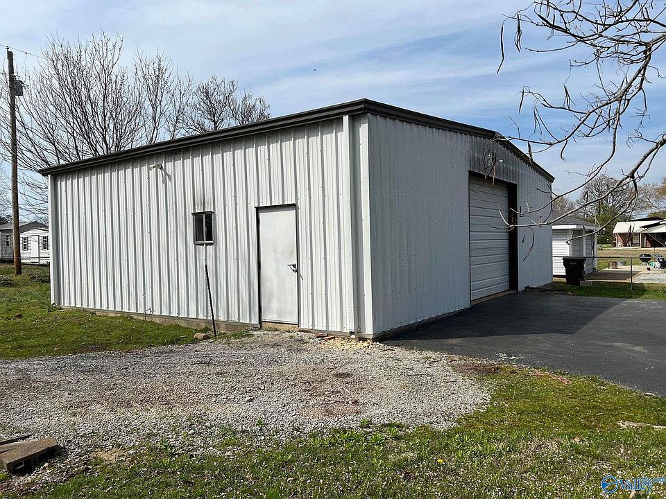 1 Newby Chapel Rd, Athens, AL 35613 Zillow