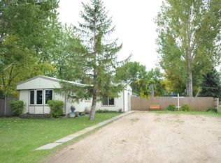 308 8th St, Thompson, ND 58278
