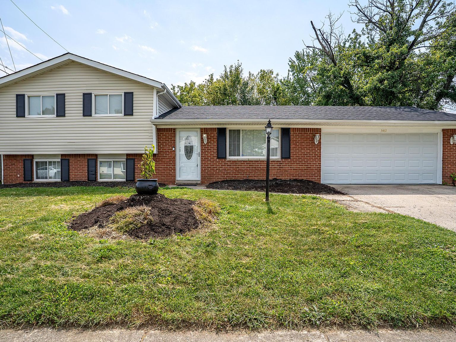 3461 Dillward Dr, Columbus, OH 43219 | MLS #226033285 | Zillow