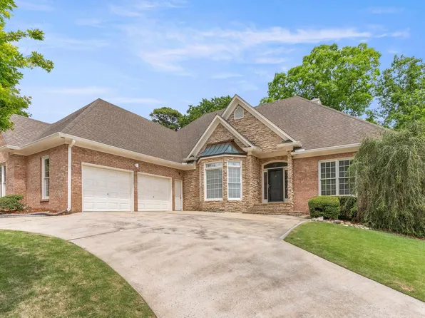 1031 River Highlands Cir, Birmingham, AL 35244