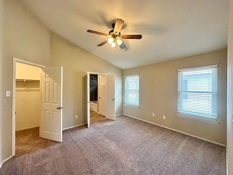 1308 Saddle Dr — Photo 17