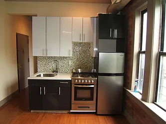 Rented by Joel Weisz, LREB