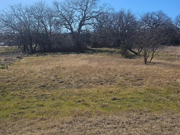 24089 Springwood Dr, Whitney, TX 76692