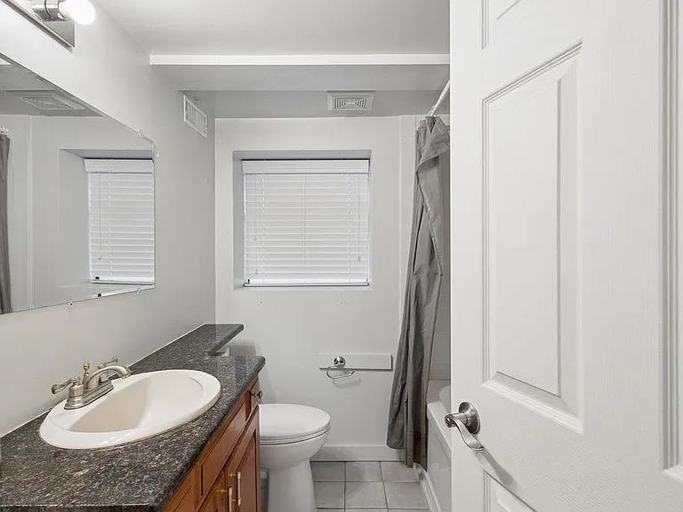 3229 W 11th Ave #GROUND LEVEL — Photo 15