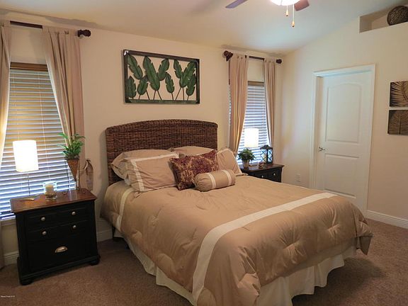 3rd image of 840 Sandhurst Ct