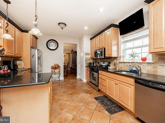 5th image of 80 Graterford Rd