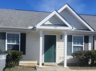 552 Edgecliff Ln, Evans, GA 30809