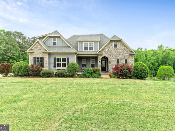 14 Hunters Overlook Dr, Senoia, GA 30276
