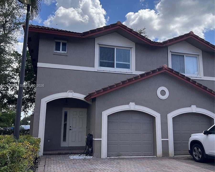 1st image of 3102 Coral Ridge Dr #3102