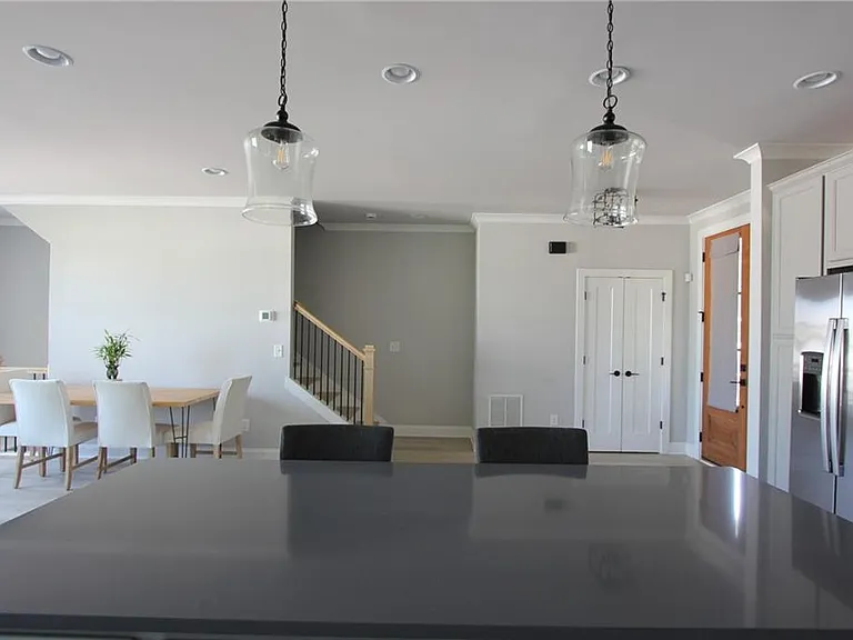 1740 Bolton Rd NW — Photo 9