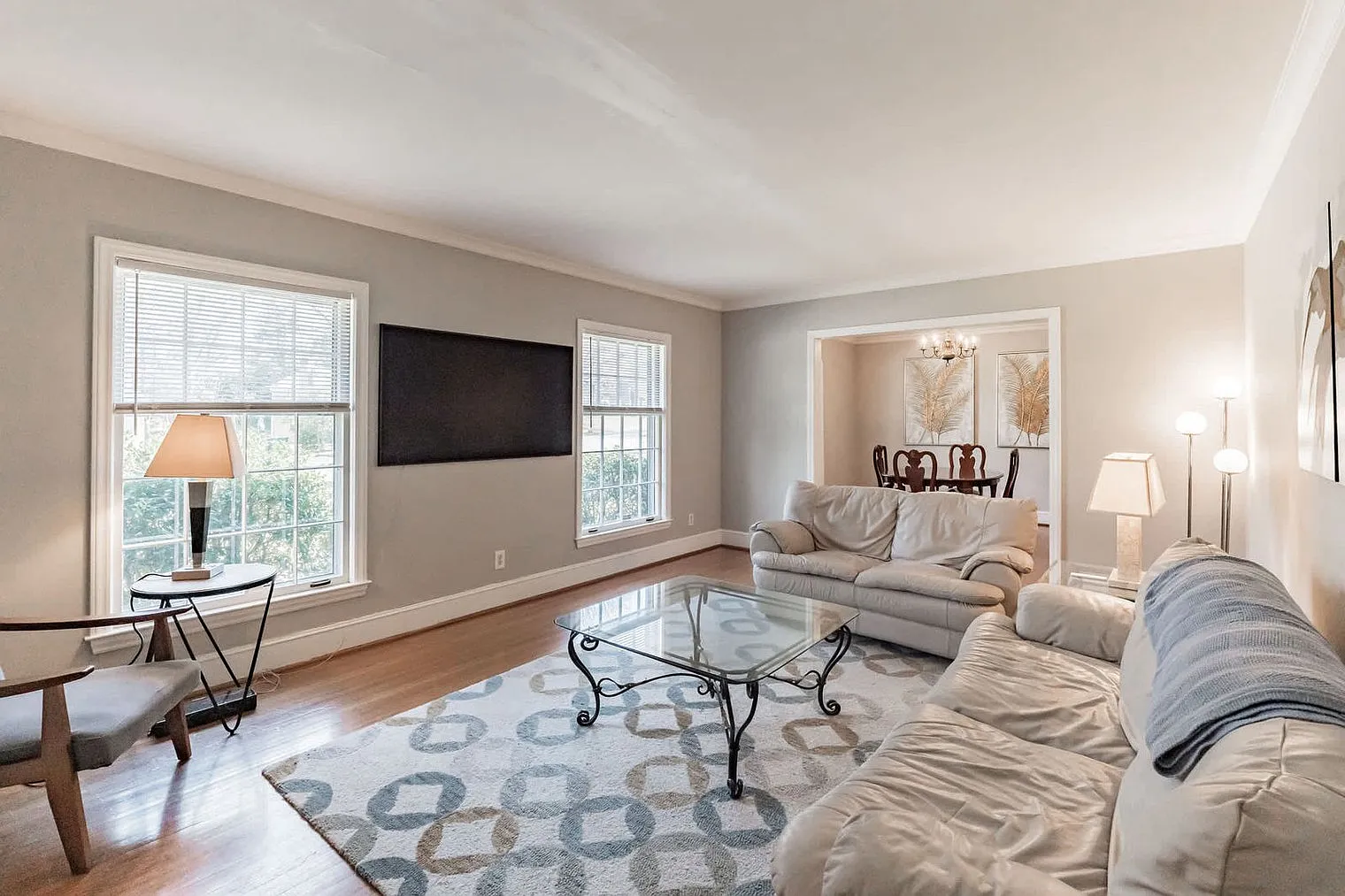 4 bed, 2.0 bath, 2012 sqft, $8,610 — Photo 3