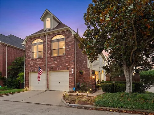 14402 Westbury Ct Photo 1