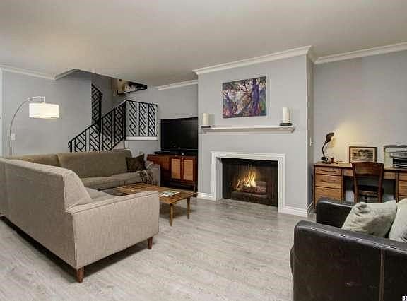 3rd image of 263 E Sierra Madre Blvd Unit F