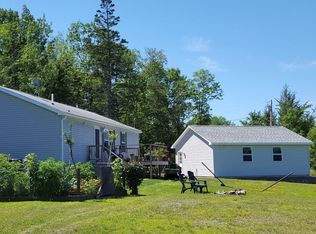 81 Annis Rd, Hermon, ME 04401