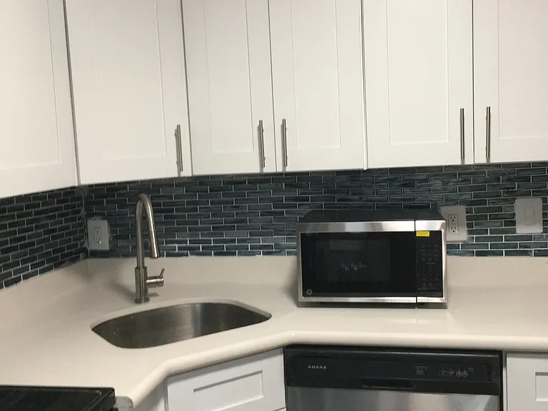 125 East Ave #2 — Photo 7