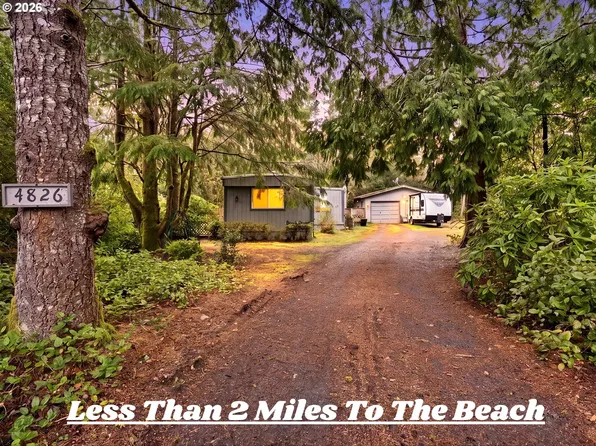 4826 Rhododendron Loop, Florence, OR 97439