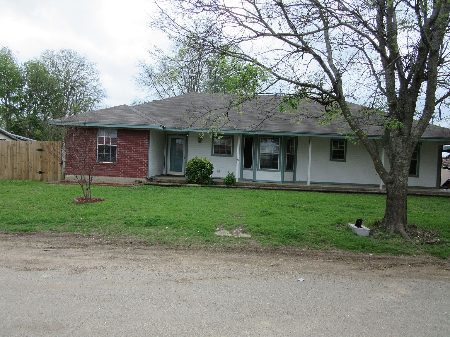 107 E Walker Ave, Oglesby, TX 76561 Zillow