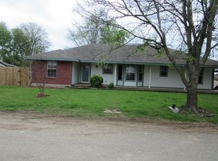 107 E Walker Ave, Oglesby, TX 76561
