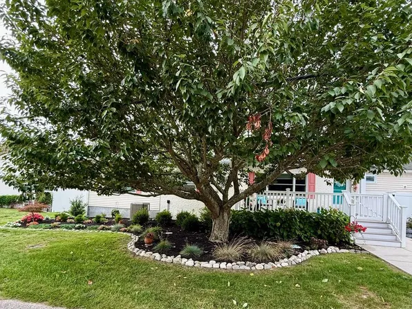 6 W Drumbed Rd, Villas, NJ 08251
