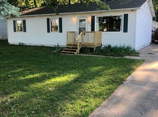 1979 S Brooks Rd, Muskegon, MI 49442