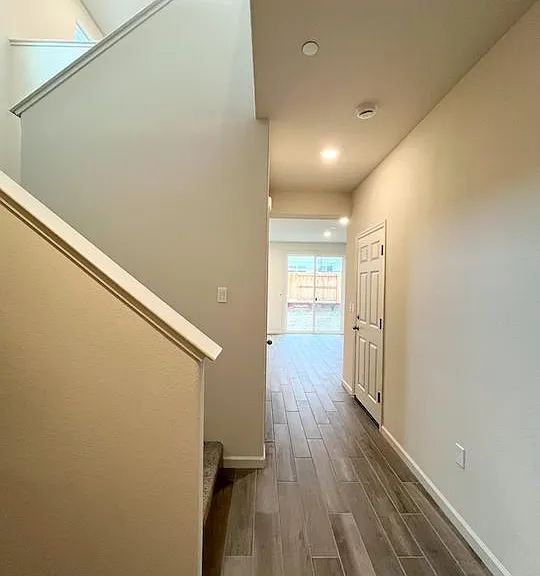 6057 Woodlands Loop — Photo 5