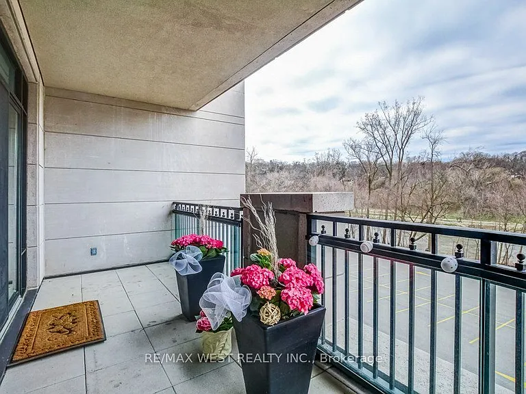 30 Old Mill Rd #105 — Photo 20