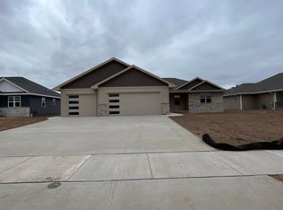 4540 Paul Ln, Green Bay, WI 54313