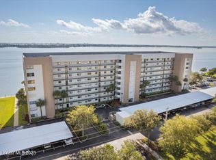 300 S Sykes Creek Pkwy APT 806, Merritt Island, FL 32952