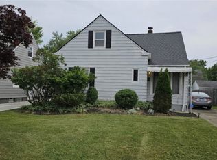 27371 Forestview Ave, Euclid, OH 44132