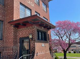3927 Ingersoll Ave APT 301, Des Moines, IA 50312