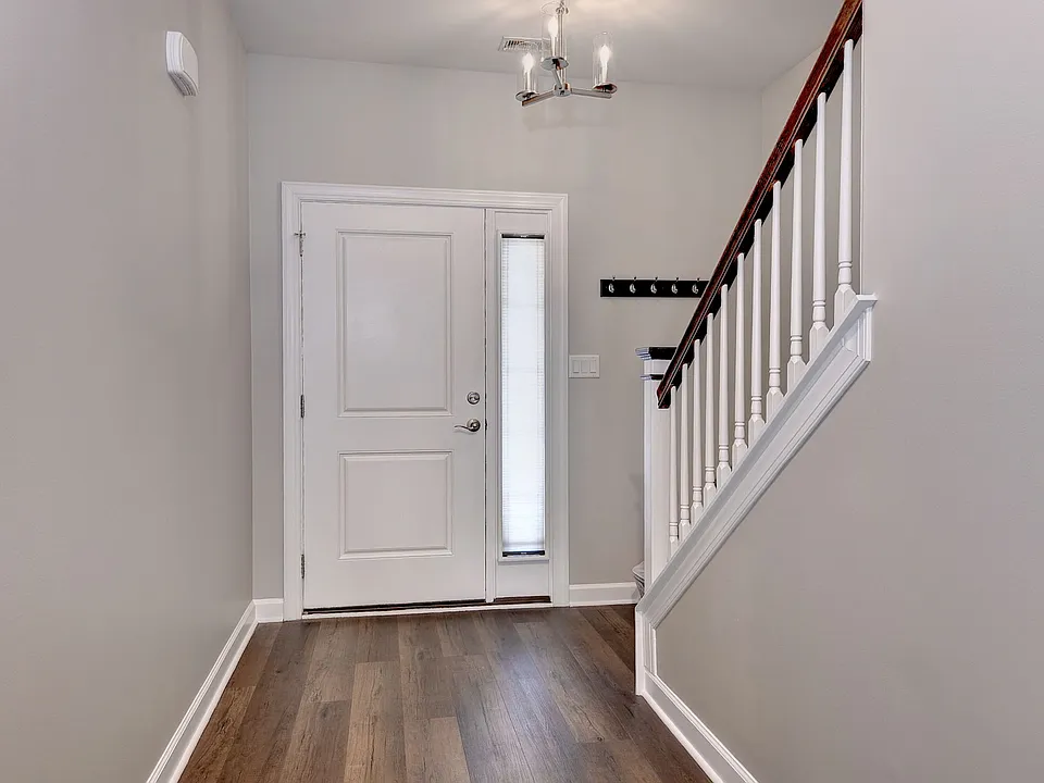 107 Bicameral Ln