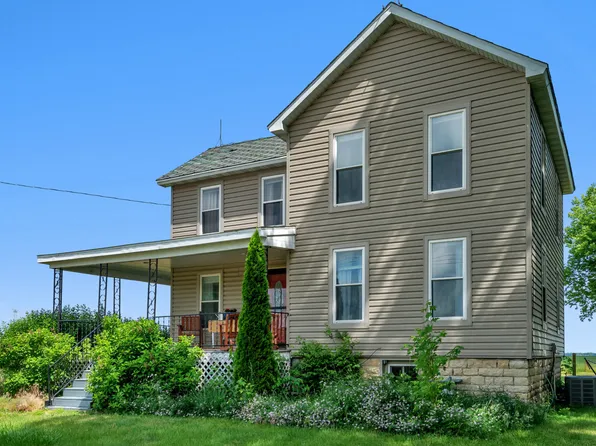 1016 North St, Mazon, IL 60444
