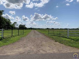 5037 SW Urish Rd, Topeka, KS 66610