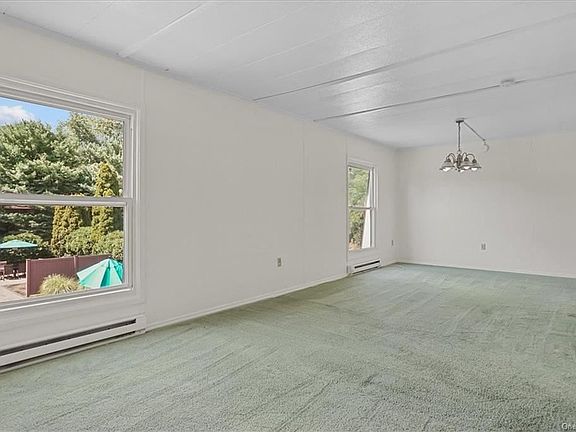 5th image of 92 Gerald Dr #6C