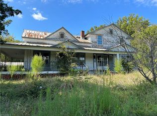 1084 Foust Rd, Siler City, NC 27344