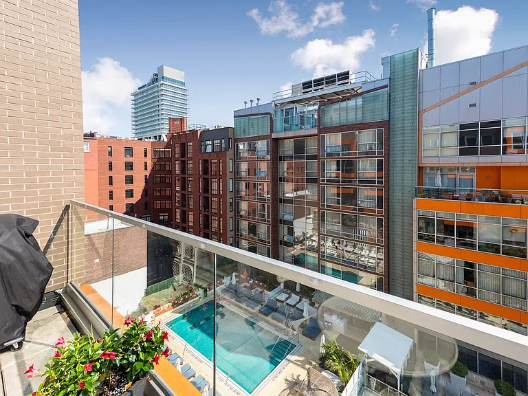 135 N 11th St #5G — Photo 5